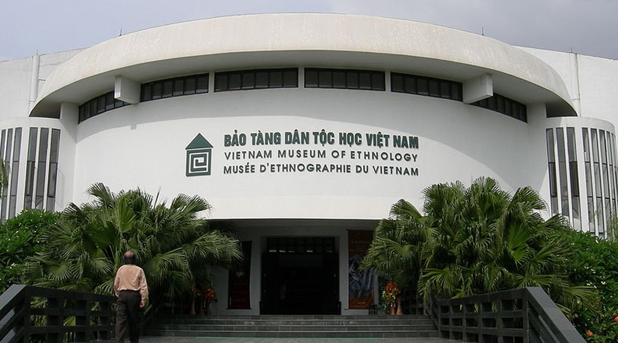 bao tang dan toc hoc